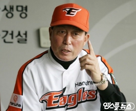 21세기 한화의 마지막 가을 야구 진출을 이끌었던 김인식 전 감독(사진=한화)