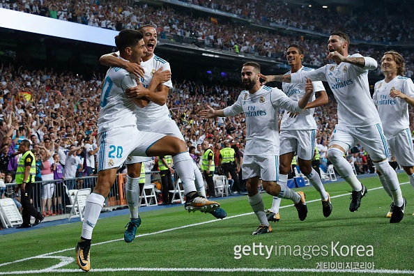 스페인 슈퍼컵 우승을 차지한 레알 마드리드(사진=게티이미지 코리아)