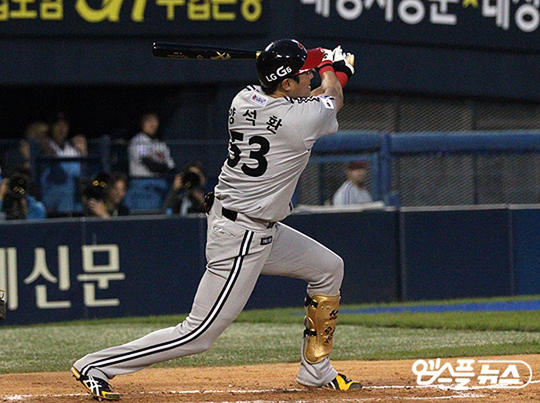 양석환이 시즌 12호 홈런을 때렸다(사진=엠스플뉴스)