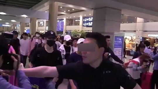 NCT 127 입국 현장 (사진=유튜브 영상 캡처)