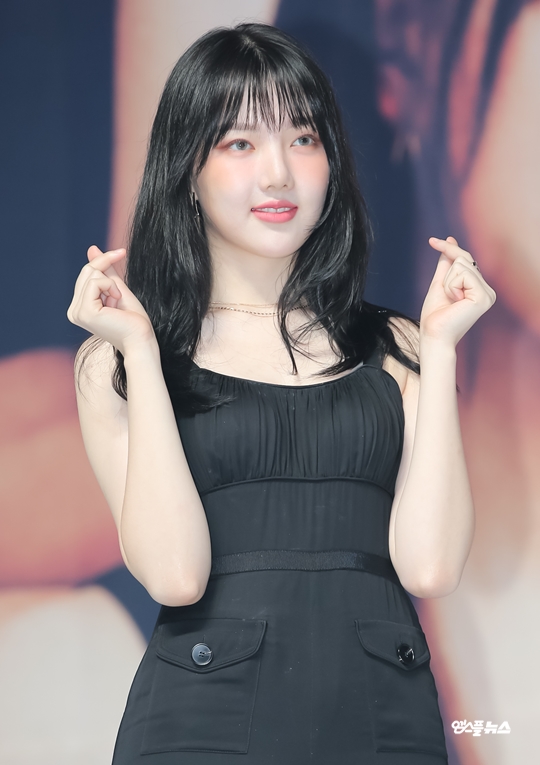 [M+포토] 여자친구 예린, '진짜 애교 장인'