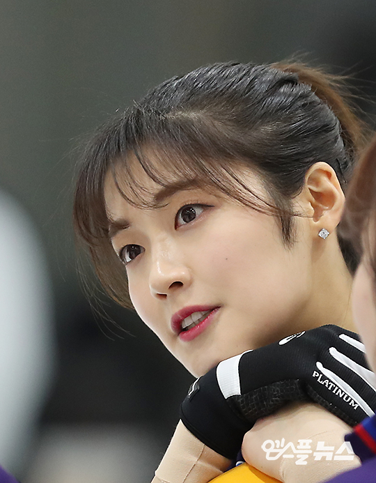 [줌 in 포토+] '컬링 아이돌' 설예은...비타민 존재의 상큼 미소!