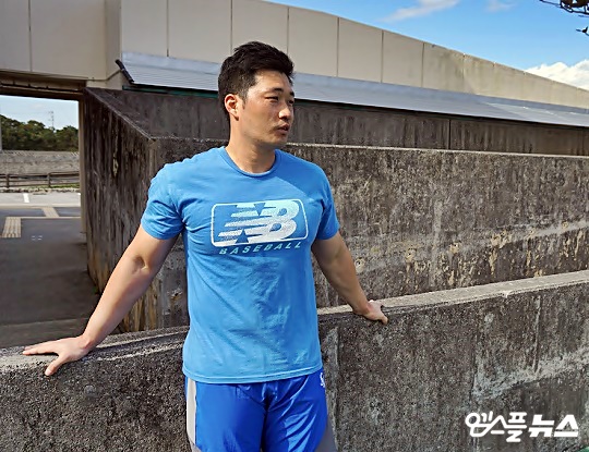 삼성 투수 오승환은 더 두꺼워진 몸으로 복귀 뒤 첫 스프링캠프 훈련을 소화하고 있다(사진=엠스플뉴스 김근한 기자)