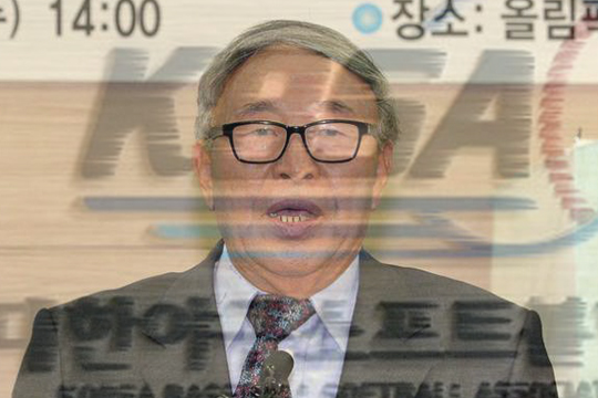 야구부 폭력에 무관용을 강조해온 김응용 회장(사진=엠스플뉴스)