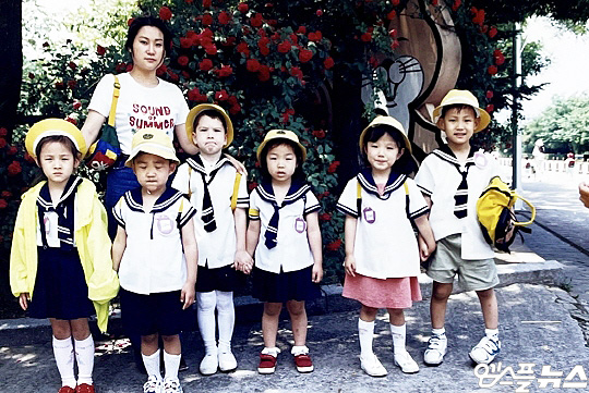 안드레 진(사진 맨 왼쪽에서 네 번째)은 한국에서 태어나 유치원을 다녔다. 안드레 진은 2002년 한-일 월드컵을 지켜보며 축구 선수를 꿈꿨다(사진=엠스플뉴스)