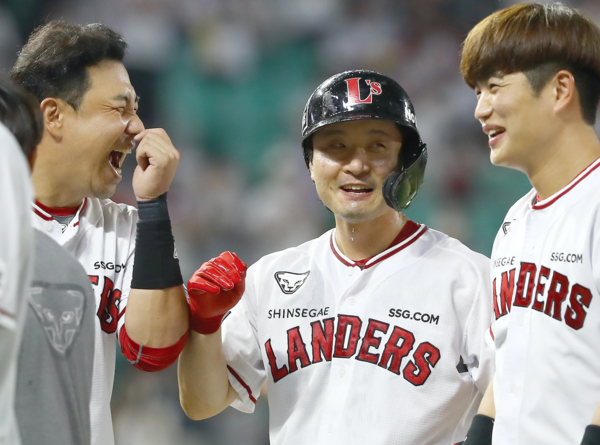 SSG 랜더스가 2000년 현대 승률을 넘어섰다(사진=SSG)