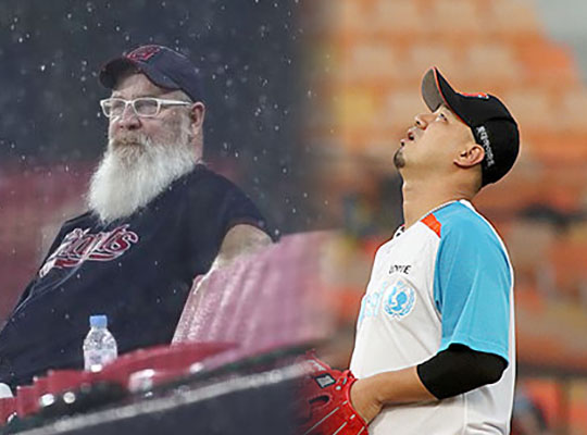 송승준(사진 오른쪽)이 캐리 마허 전 교수(사진 왼쪽) 별세 소식에 말을 잇지 못했다(사진=롯데, 스포츠춘추 DB)