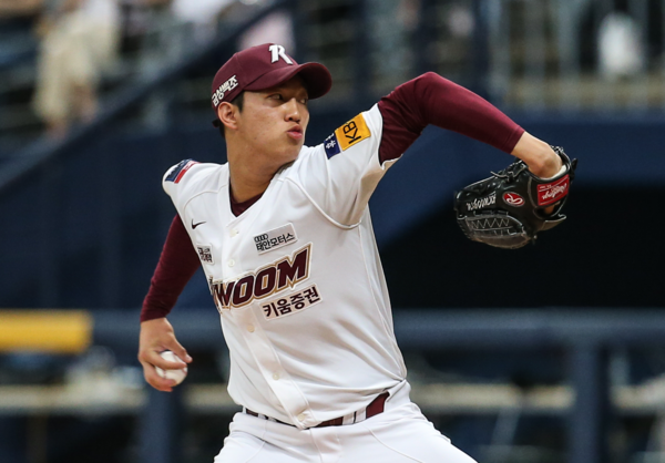 안우진의 역투 장면(사진=키움)