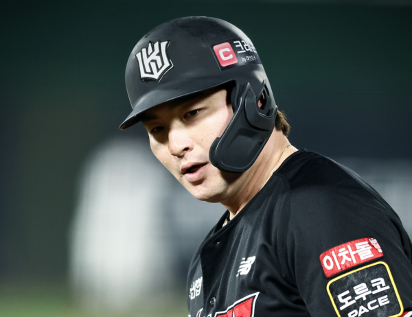 KT 4번 타자 박병호가 정규시즌 막판 부상에서 복귀할 가능성이 생겼다(사진=KT)