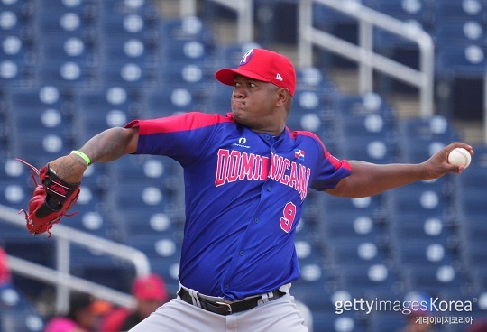 SSG 랜더스와 연결되는 좌완 파이어볼러 에니 로메로(사진=gettyimages)