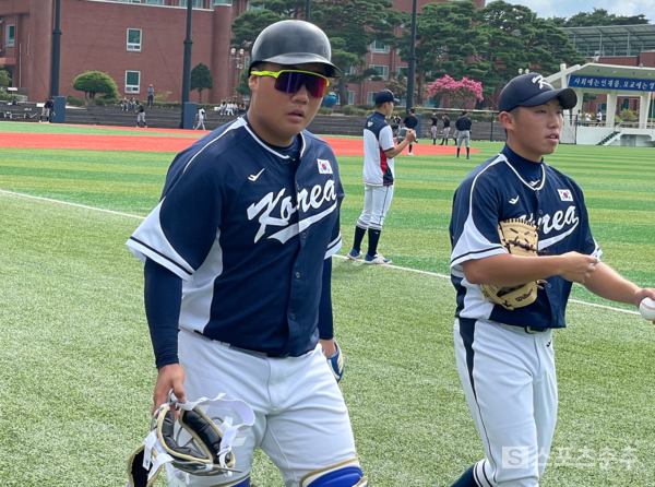 김범석은 타격은 물론 포수로서도 능력을 인정받고 있다(사진=스포츠춘추 배지헌 기자)