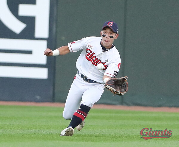 롯데 외야수 황성빈(사진=롯데)