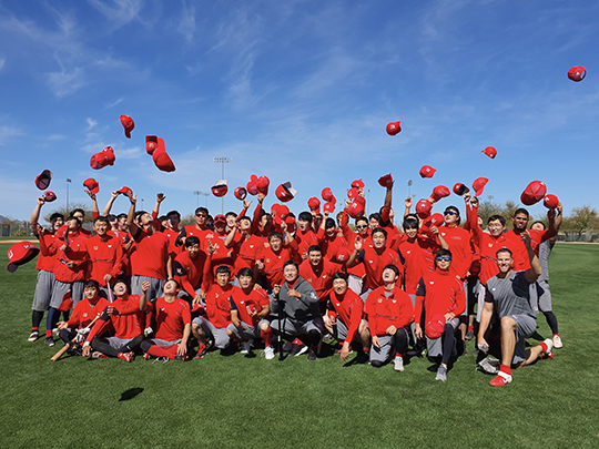 SSG가 미국 플로리다 베로비치에서 1차 캠프를 치른 뒤 2차 캠프 장소로 일본 오키나와를 고민 중인 것으로 알려졌다(사진=SSG)