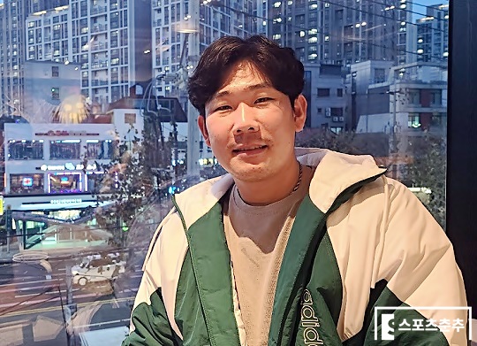 여전히 FA 시장에 남아 있는 베테랑 투수 정찬헌(사진=스포츠춘추 김근한 기자)