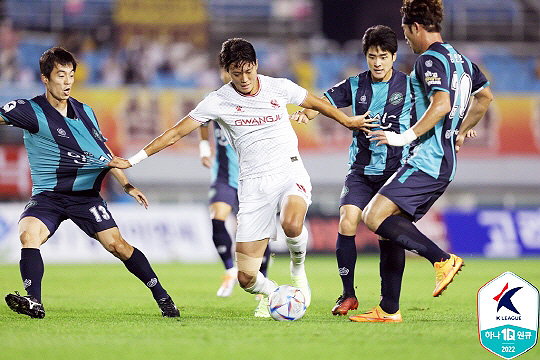 허 율은 올 시즌 K리그1에서의 활약을 발판으로 항저우 아시안게임 출전을 노린다(사진=한국프로축구연맹)