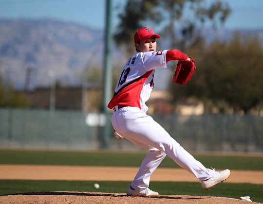 KIA 스프링캠프에 합류한 유일한 팀 내 신인 윤영철(사진=KIA)