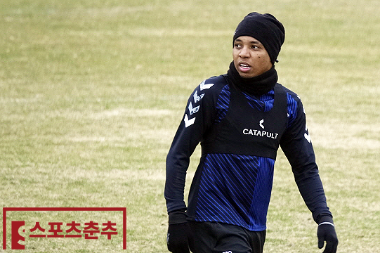 2023시즌을 앞두고 수원FC에 합류한 브라질 공격수 루안(사진=스포츠춘추 이근승 기자)