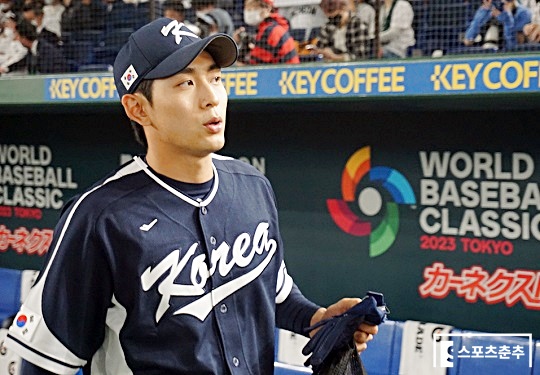 3월 10일 WBC 한일전을 앞두고 훈련에 임하는 대표팀 외야수 이정후의 표정은 비장했다(사진=스포츠춘추 김근한 기자)