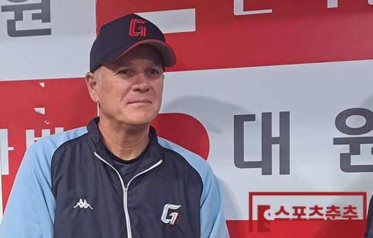 롯데 래리 서튼 감독(사진=스포츠춘추 김종원 기자)