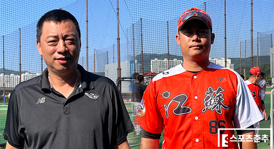 장쑤 거마 야구단 마젠신 단장(사진 왼쪽부터), 첸 보 감독(사진=스포츠춘추 김종원 기자)
