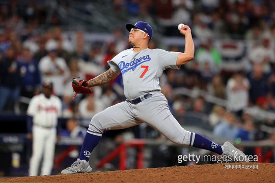 메이저리그(MLB) 다저스 ‘안경 에이스’ 훌리오 우리아스(사진=게티이미지코리아)