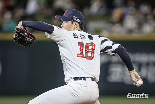 최준용은 올 시즌 체인지업 구사율을 큰 폭으로 올렸다(사진=롯데)