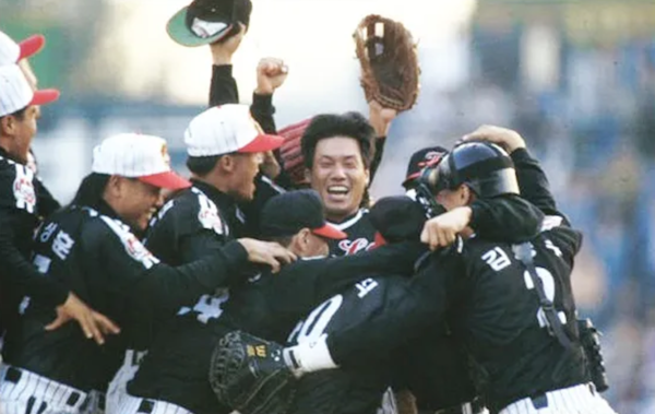 1994년 우승의 순간(사진=LG)