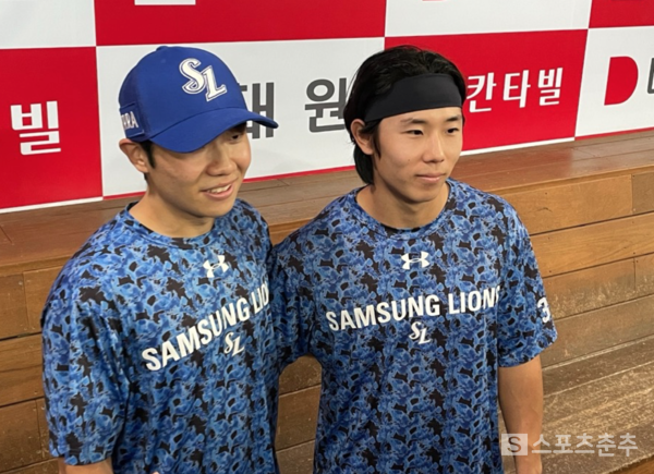 김지찬과 김성윤(사진=스포츠춘추 배지헌 기자)