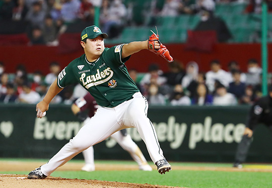 SSG 신인 우완 투수 이로운(사진=SSG)