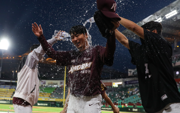 임창민은 올 시즌 100세이브를 넘어 120세이브를 달성했다(사진=키움)