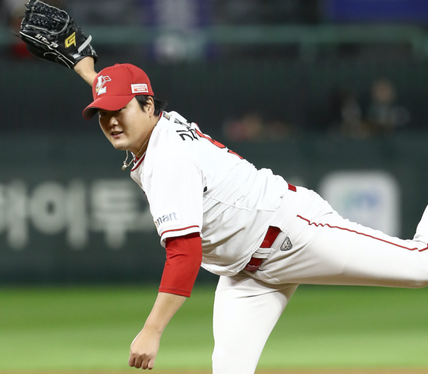 김태훈의 힘찬 마지막 투구(사진=SSG)