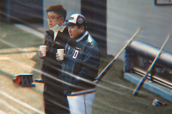 김태룡 두산 단장과 김태형 감독(사진=두산)