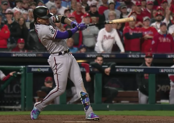 가을야구 16경기 연속 안타의 마르테(mlb.com 영상캡처)