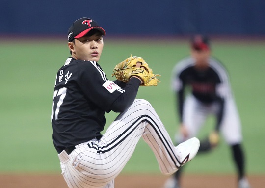 LG 좌완 김윤식(사진=LG)