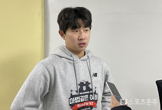 KT 신인 외야수 정준영이 2023 한국시리즈 5차전 선발 출전 중책을 맡았다(사진=스포츠춘추 김종원 기자)