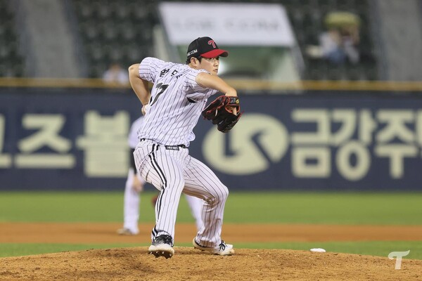 좌완 불펜투수 함덕주(사진=LG)