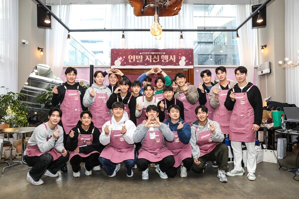 키움 선수단이 일일자선카페를 열었다(사진=키움)