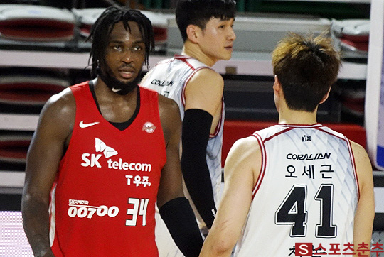 2021-2022시즌 KBL 외국인 선수 MVP 자밀 워니(사진=스포츠춘추 이근승 기자)