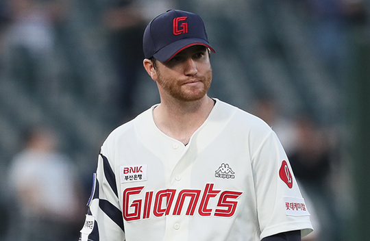 롯데 좌완 에이스 찰리 반즈(사진=롯데)