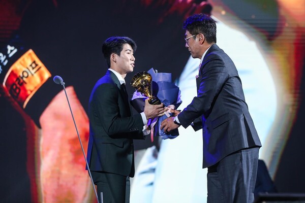 김혜성과 홍원기 감독(사진=키움)