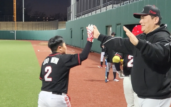 김태균 유소년팀의 경기 장면(사진=김태균 야구캠프)