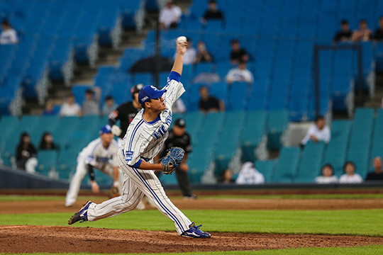 삼성 좌완 이승현은 높은 타점에서 공을 던지는 정통 오버핸드 투수다(사진=삼성)