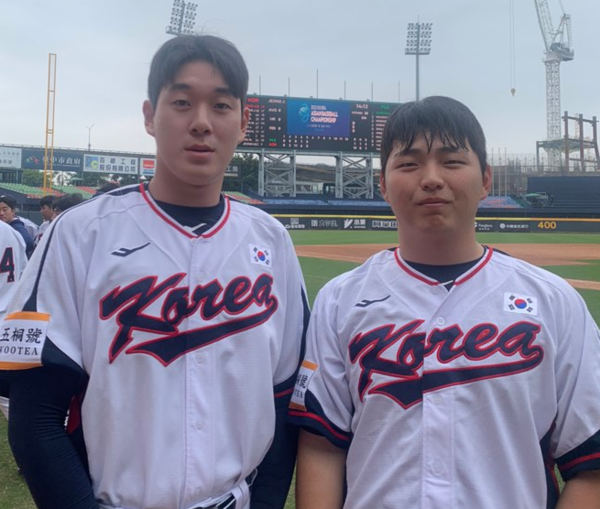 2023 아시아야구선수권에 출전한 롯데 나승엽(사진 왼쪽부터) LG 김성우(사진=대한야구소프트볼협회)