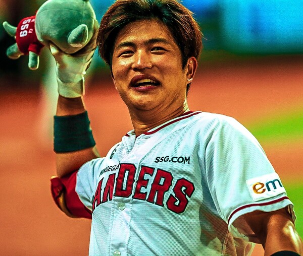 SSG 랜더스와 협상에 난항을 겪는 김민식(사진=SSG)