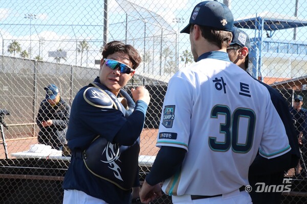 하트의 불펜 피칭(사진=NC)