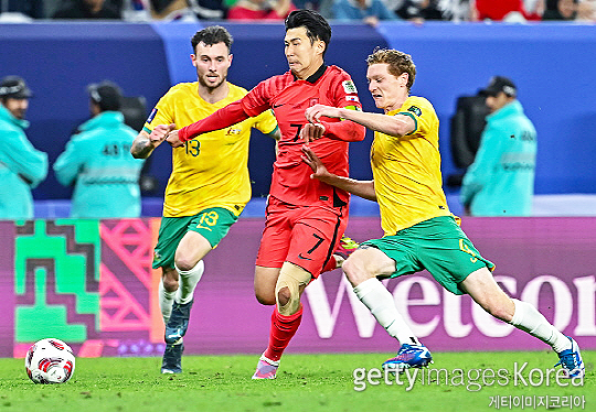 손흥민(사진 가운데)(사진=게티이미지코리아)