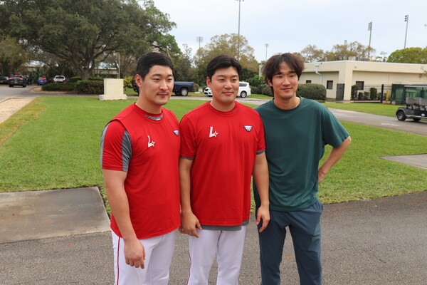 추신수 캠프를 함께한 세 선수(사진=SSG)