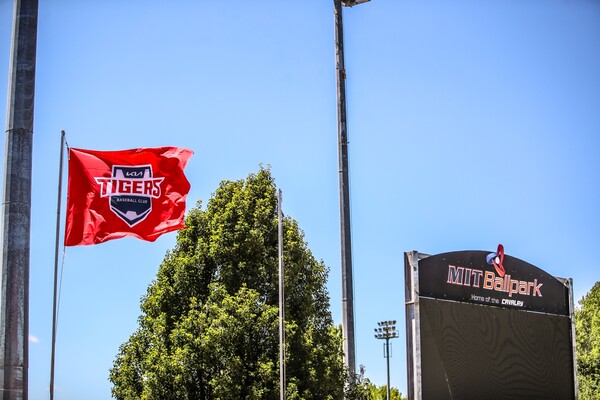 감독 없이 캠프 중인 KIA(사진=KIA)