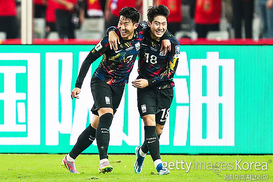 한국 축구 대표팀 주장 손흥민(사진 왼쪽), 이강인(사진=게티이미지코리아)