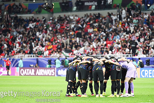 보호 받지 못하는 한국 축구 대표팀(사진=게티이미지코리아)